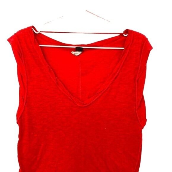 Vibrant Free People Red Muscle Tee Soft Sleeveles - Picture 3 of 3